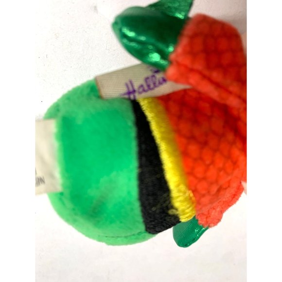 Hallmark Itty Bittys Mini Plush Stuffed Animal Doll Toy 4.5 in Tall Aquaman - Picture 4 of 4